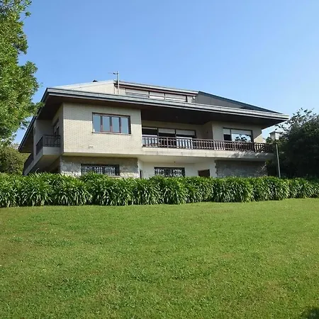 Impresionante Casa En Con Vistas Al Mar! Suances